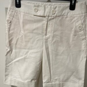 Banana Republic Jackson’s Women's White Bermudas